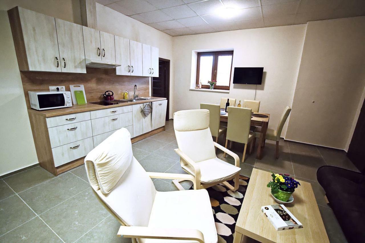 "U Capa" Krasny Apartman V Sedleci Sedlec  Dış mekan fotoğraf