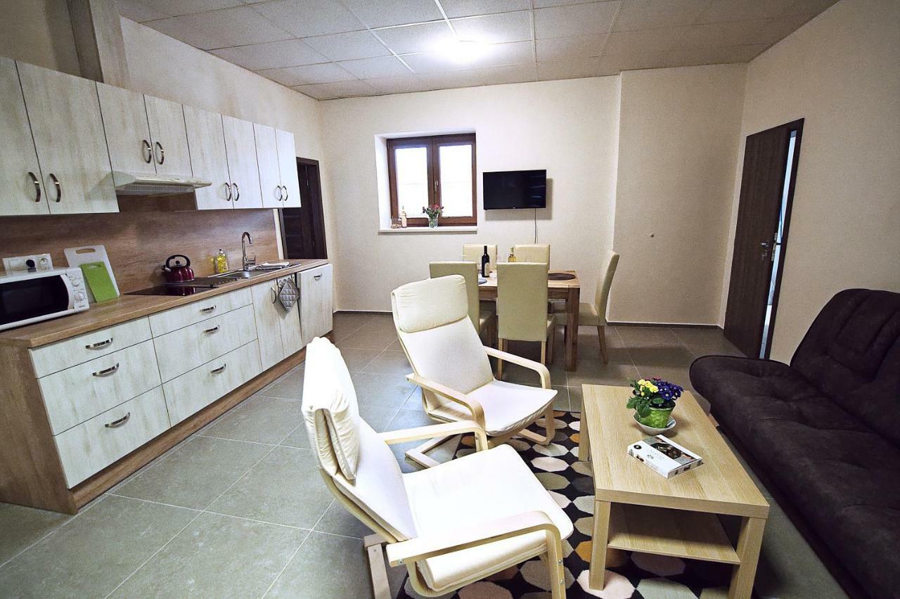 "U Capa" Krasny Apartman V Sedleci Sedlec  Dış mekan fotoğraf